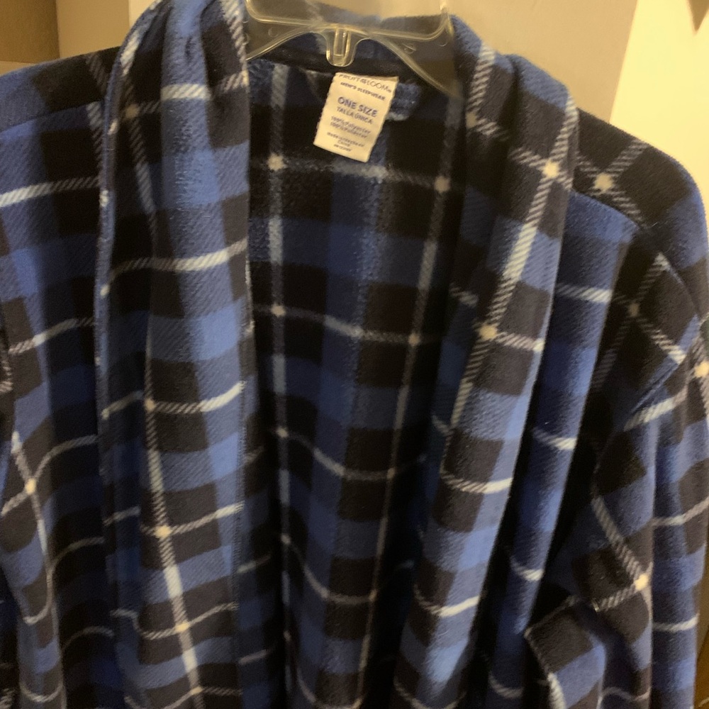 Plaid Robe - Picture 3 of 5